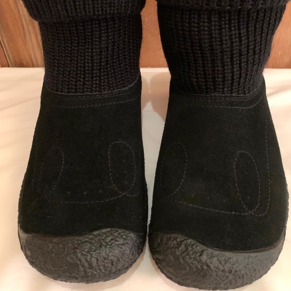 Keen NEW Shay Black Suede Button Knit Cuff Ankle Boots Size 7 - Picture 6 of 14